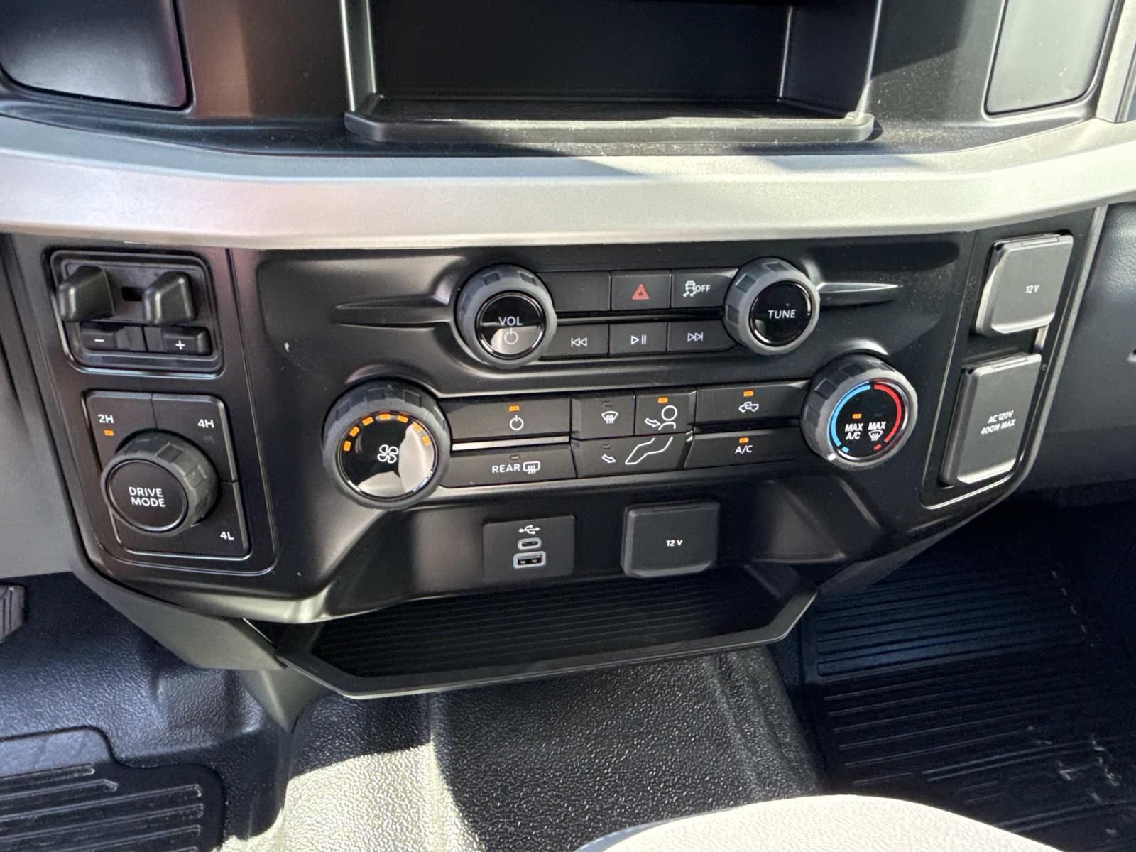 New 2026 Ford F350 XL w/ XL Chrome Package AWD/4WD image 16