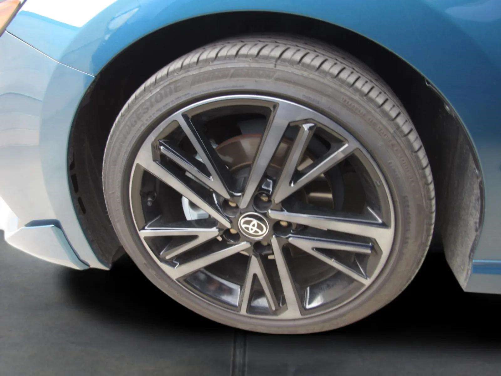 Used 2026 Toyota Camry XSE FWD image 5