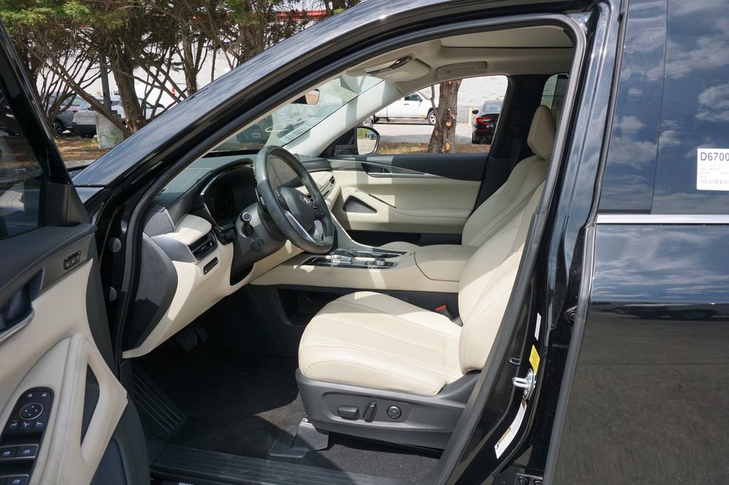 Used 2023 INFINITI QX60 Luxe w/ Cargo Package image 2
