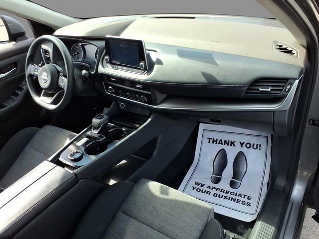 Used 2023 Nissan Rogue SV image 12