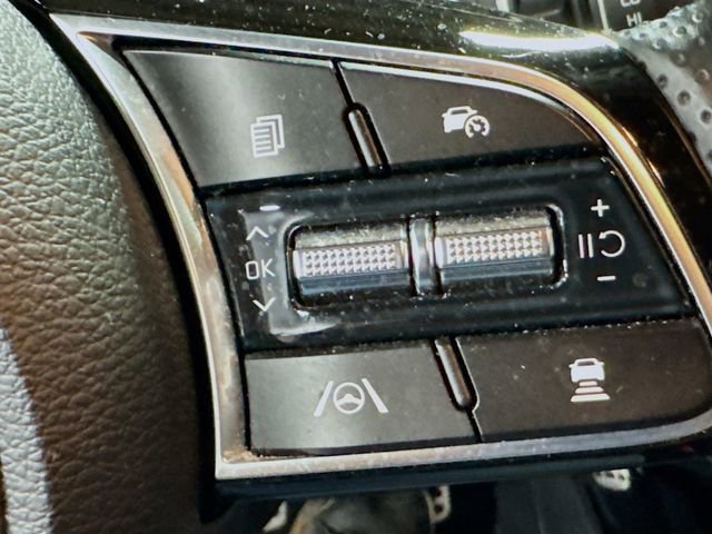 Used 2023 Kia Forte GT-Line w/ GT-Line Technology Package image 17