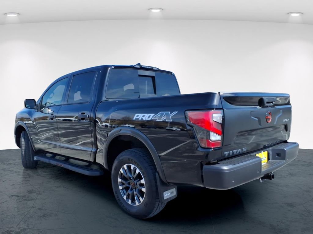 Used 2024 Nissan Titan PRO-4X w/ Off Road Protection Package image 11