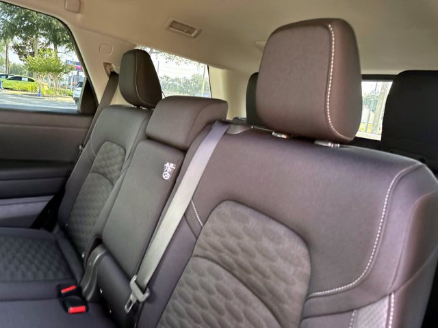 Used 2024 Nissan Pathfinder SV w/ Black Appearance Package FWD image 14