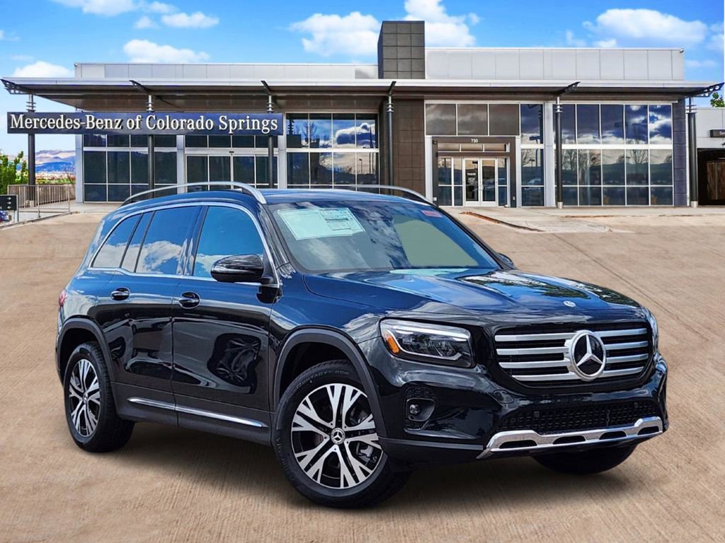 Used 2026 Mercedes-Benz GLB 250 4MATIC image 1