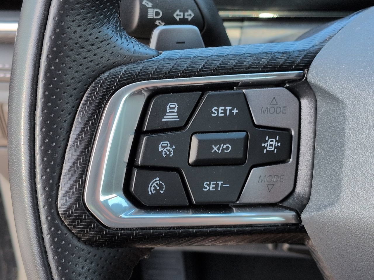 Used 2025 Ford Mustang GT Premium RWD image 24