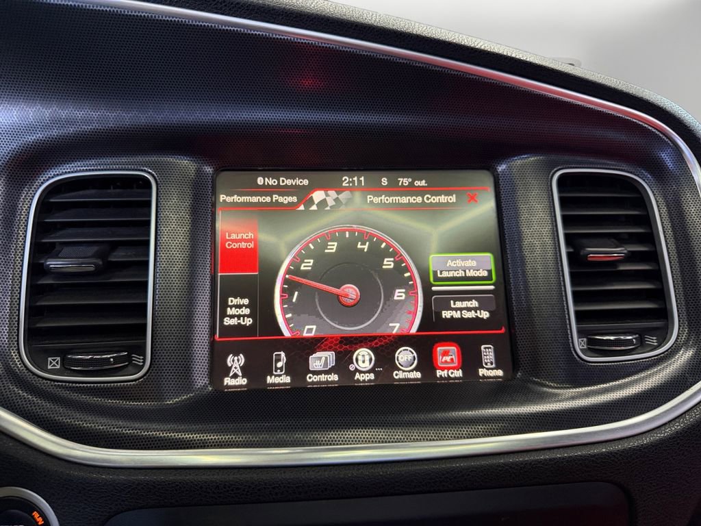 Used 2015 Dodge Charger R/T Scat Pack w/ Technology Group RWD image 22