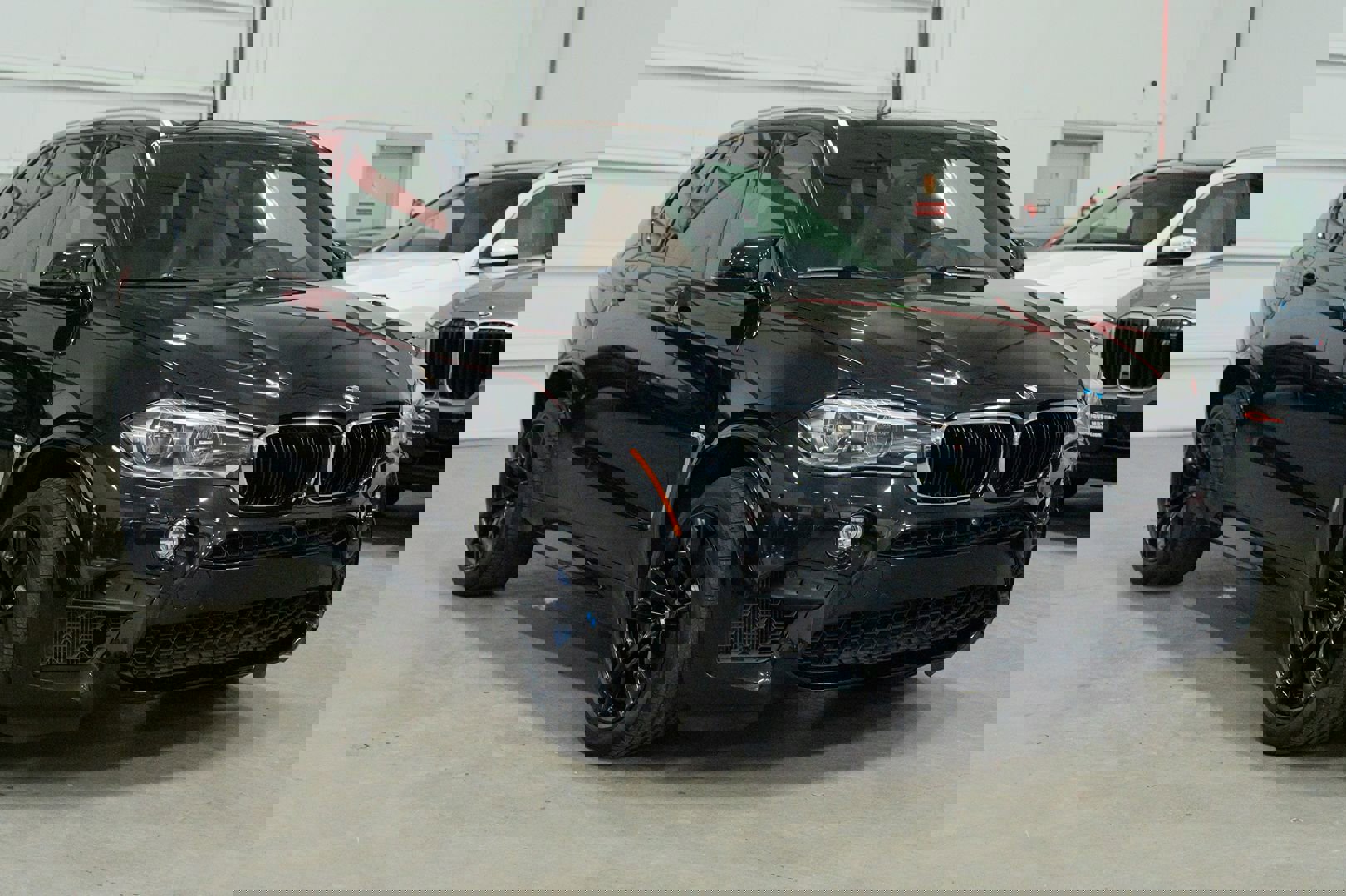 Used 2016 BMW X5 M image 11