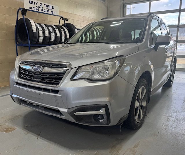 Used 2017 Subaru Forester 2.5i Premium w/ All-Weather Package image 2