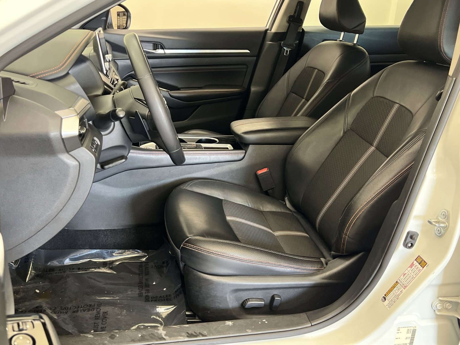 Used 2023 Nissan Altima 2.5 SR image 11