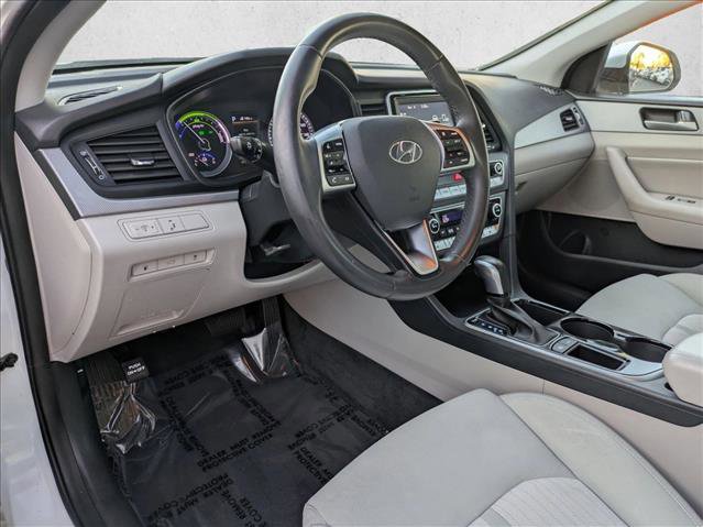 Used 2019 Hyundai Sonata Plug-In Hybrid image 10