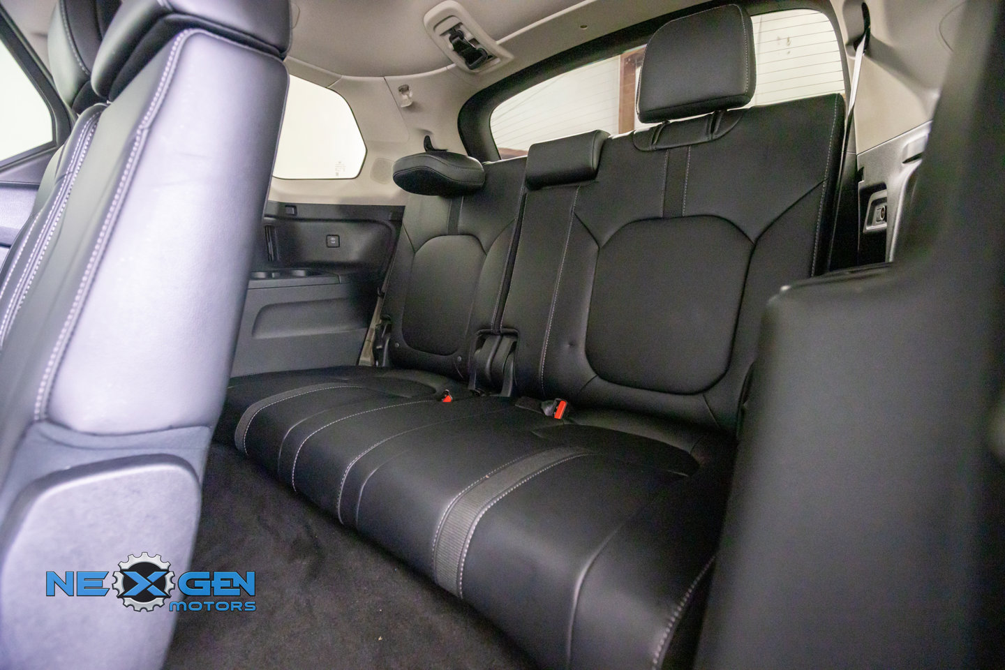 Used 2025 Honda Pilot Touring image 29