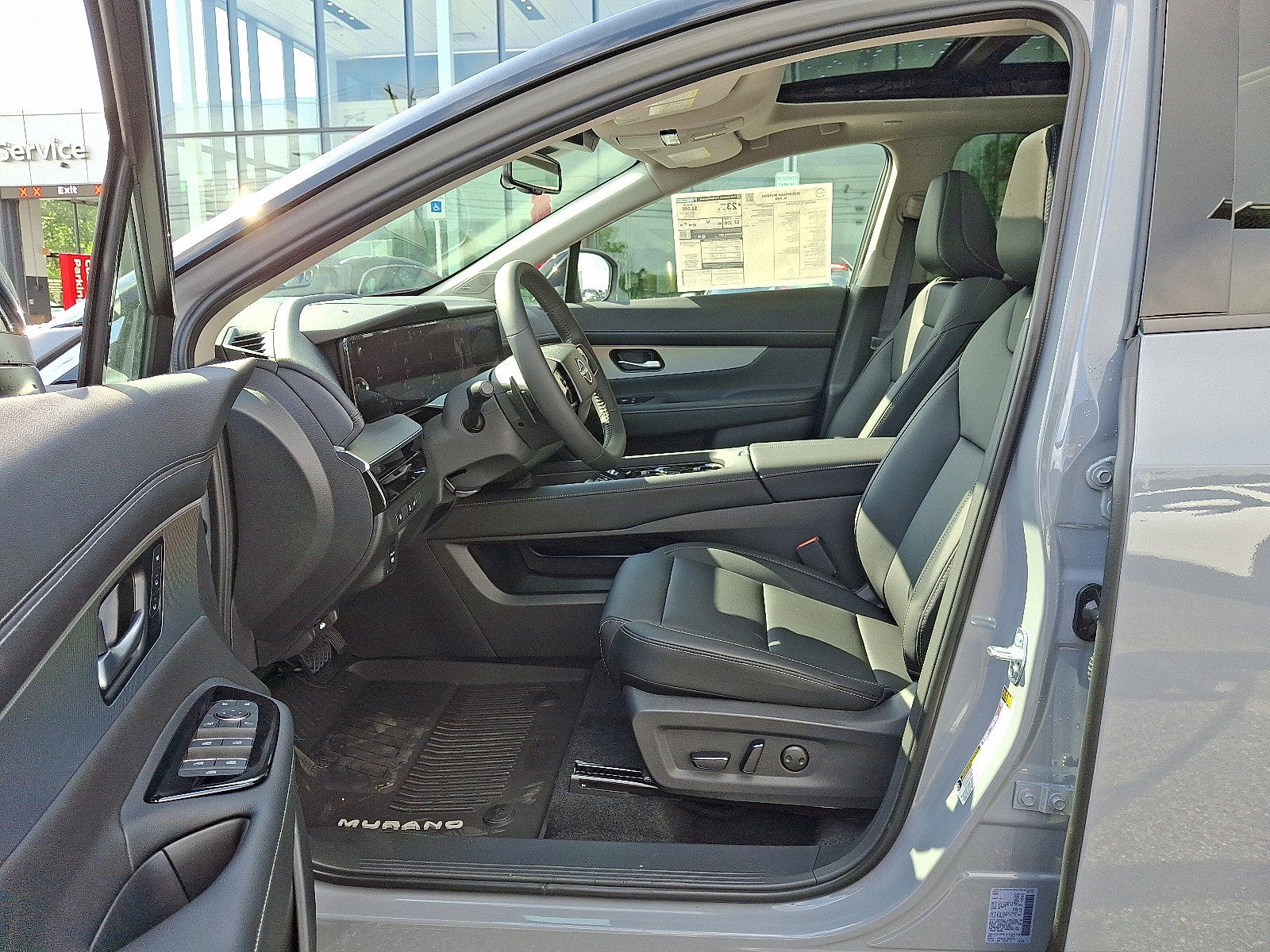 Used 2025 Nissan Murano SL image 9