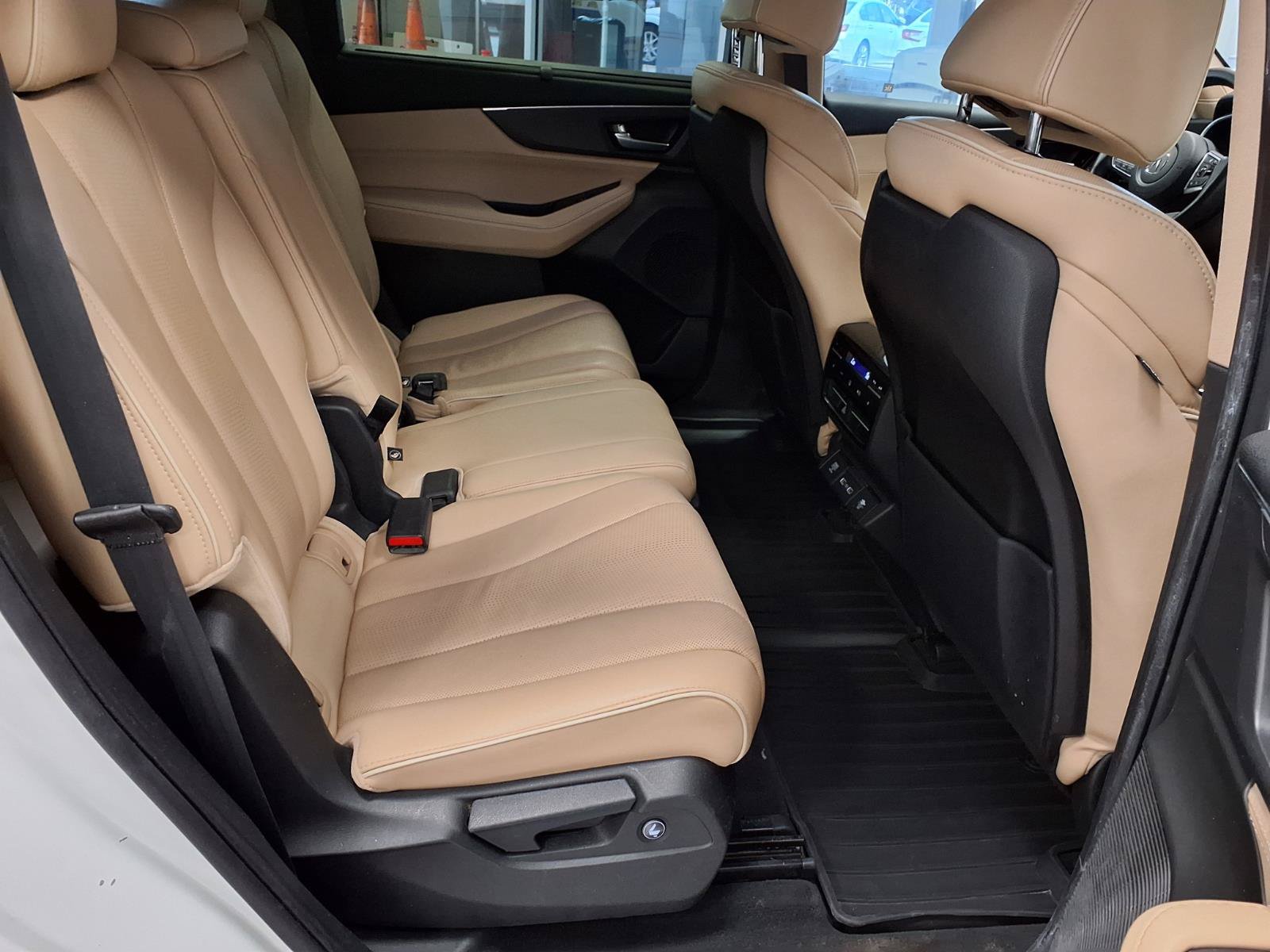 Used 2022 Acura MDX w/ Advance Package AWD/4WD image 14