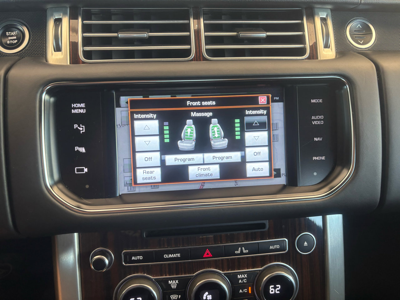 Used 2014 Land Rover Range Rover Supercharged image 16