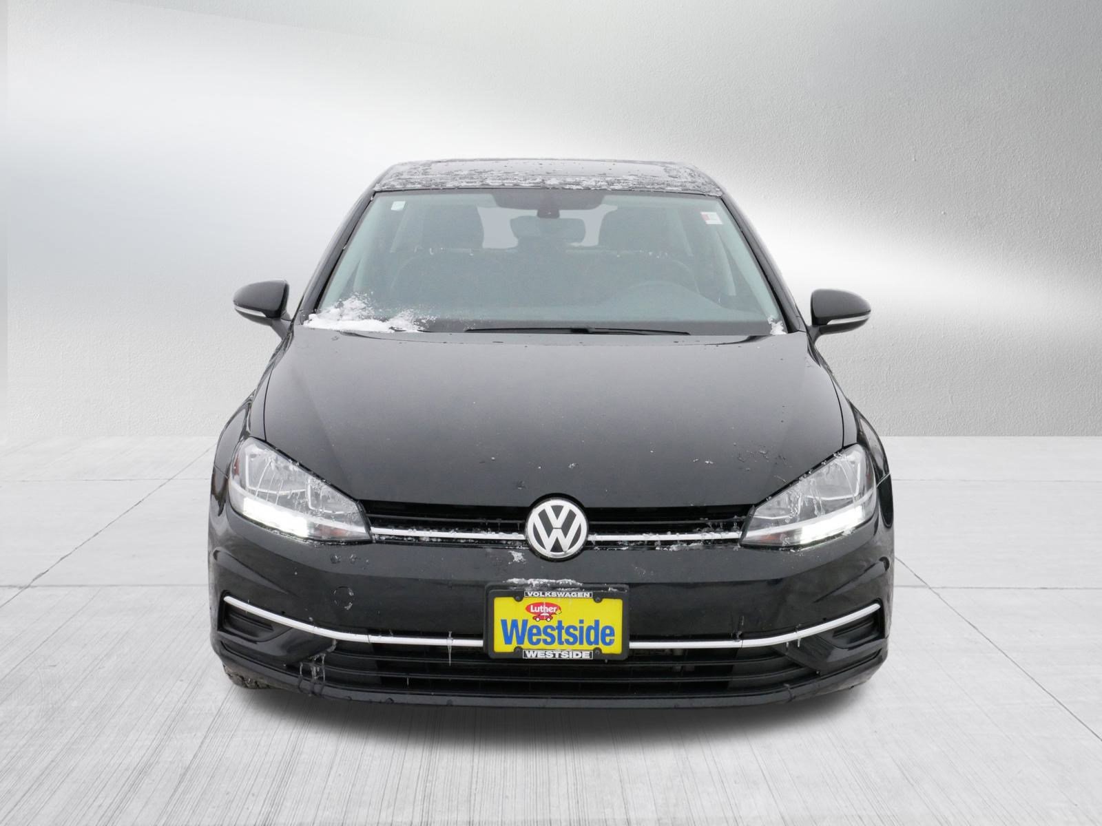 Used 2020 Volkswagen Golf 4-Door video 2