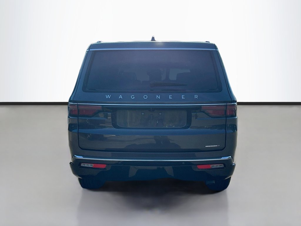 Used 2024 Jeep Wagoneer L Series II AWD/4WD image 6