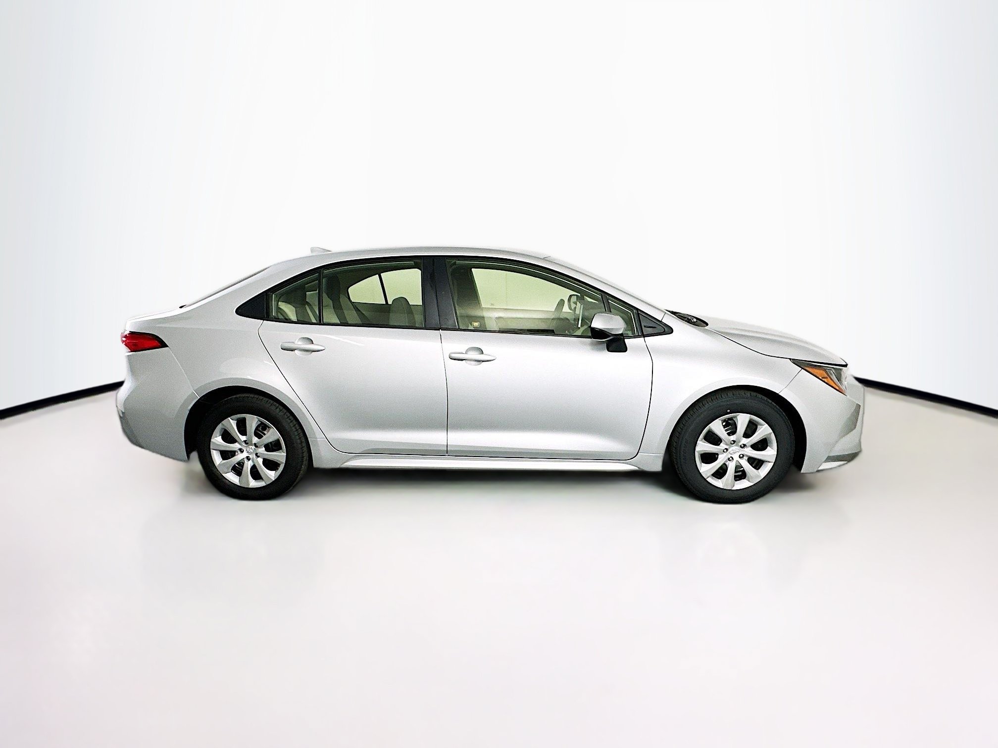 Used 2020 Toyota Corolla LE FWD image 10