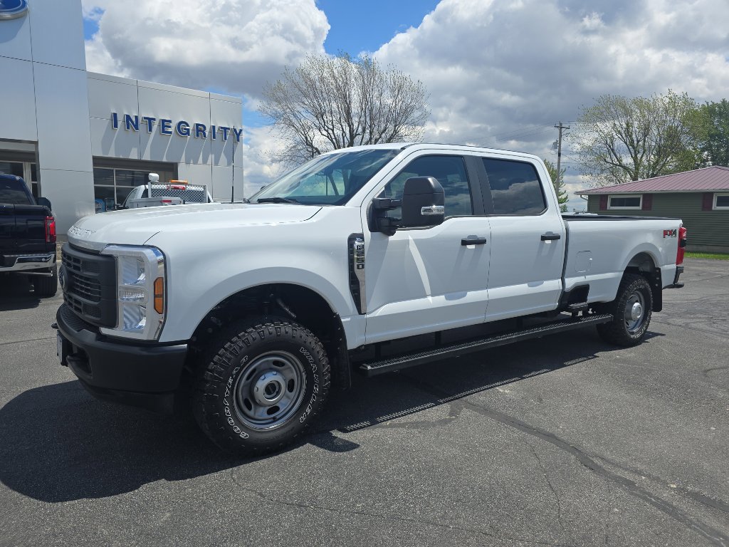 Used 2024 Ford F250 XL w/ 360-Degree Camera Package image 2