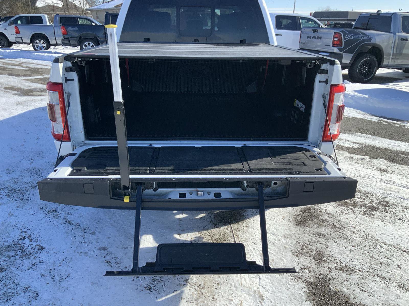 Used 2021 Ford F150 Limited image 14