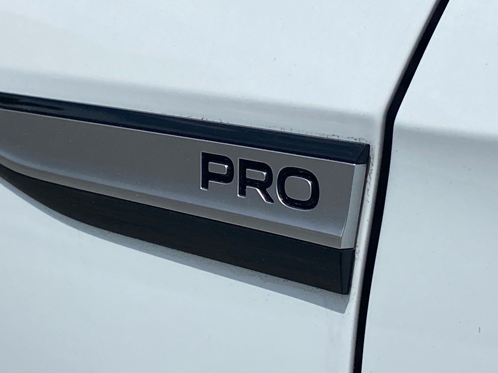 Certified 2023 Volkswagen ID.4 Pro RWD image 6