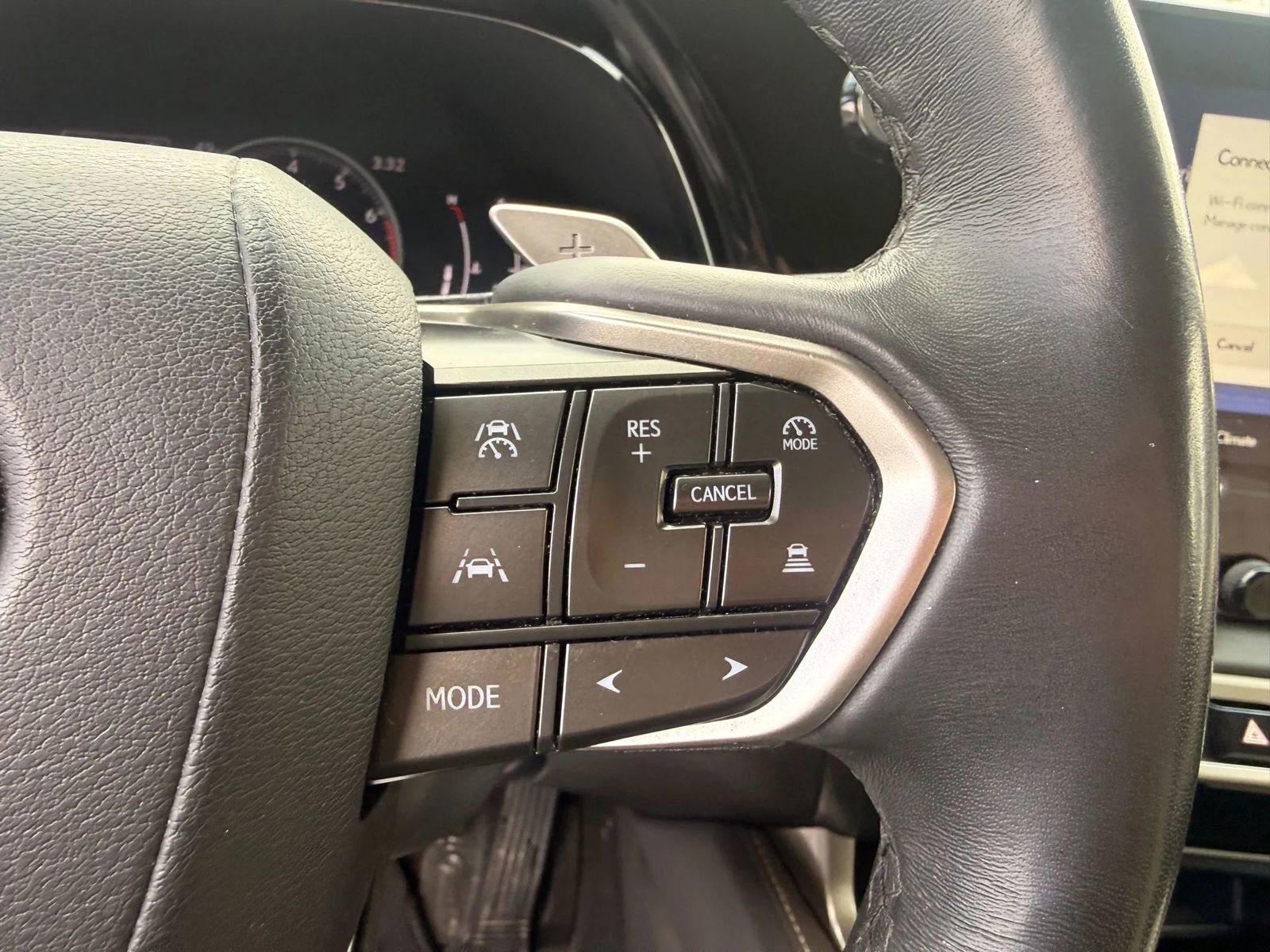 Used 2024 Lexus RX 350 FWD w/ Technology Package image 19