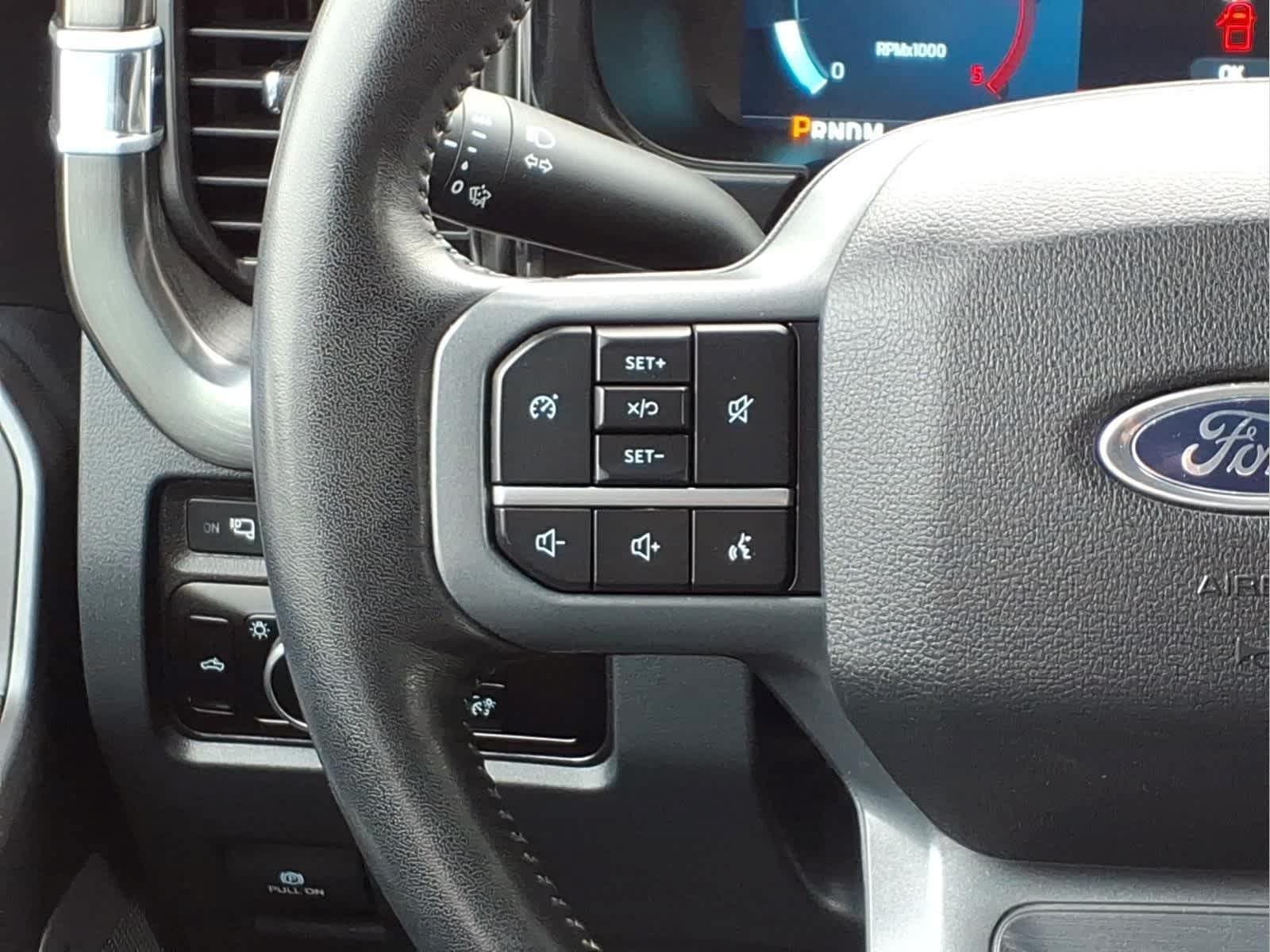 Used 2024 Ford F250 Lariat AWD/4WD image 24