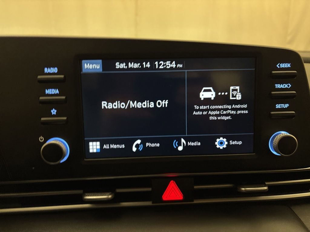 Certified 2026 Hyundai Elantra SE image 19