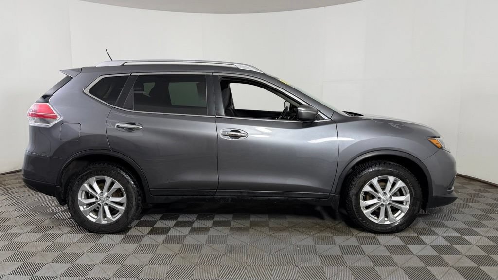 Used 2015 Nissan Rogue SV AWD/4WD image 10