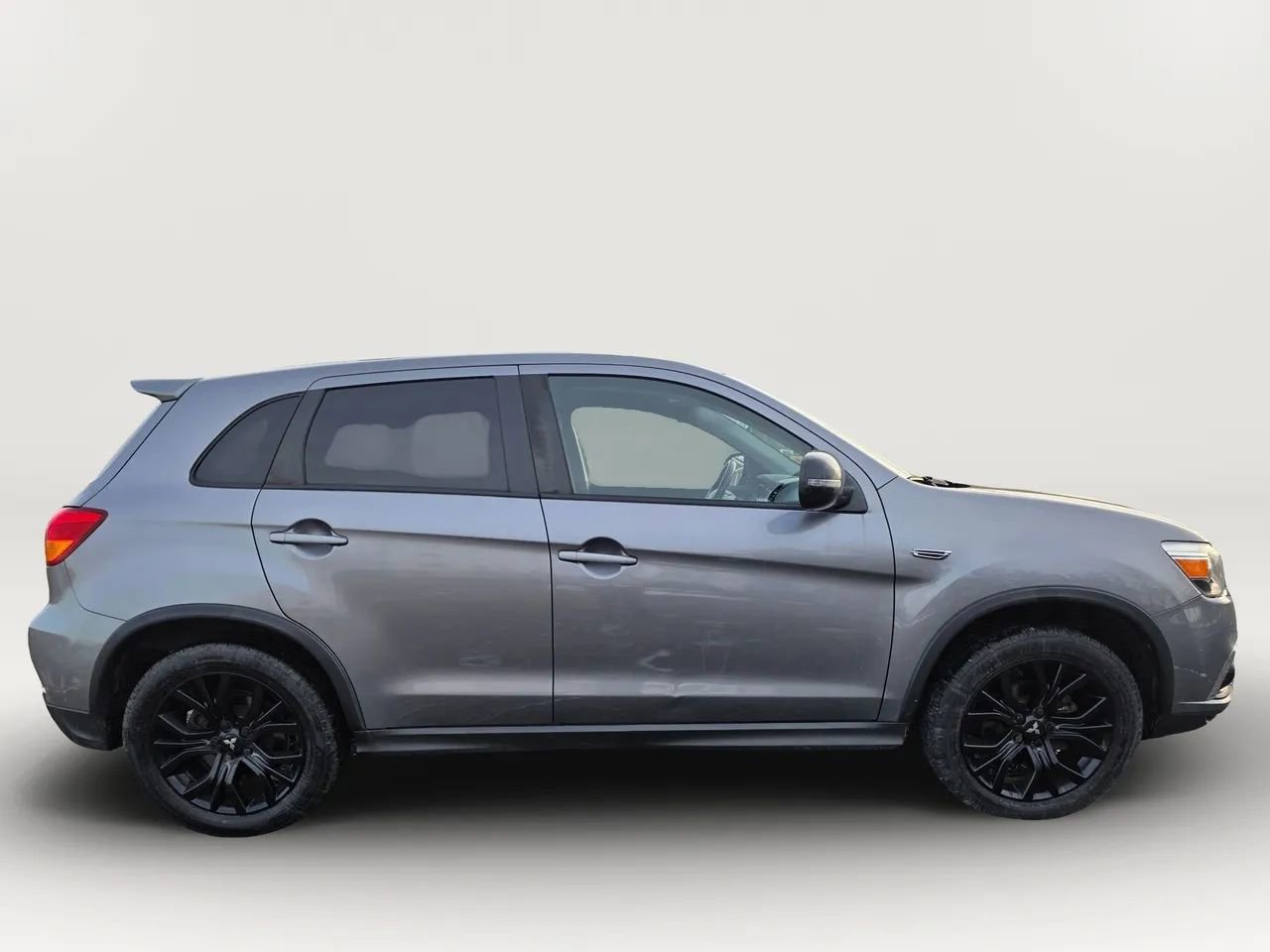 Used 2019 Mitsubishi Outlander Sport ES image 6