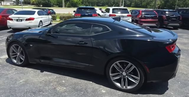 Used 2018 Chevrolet Camaro LT w/ RS Package RWD image 5