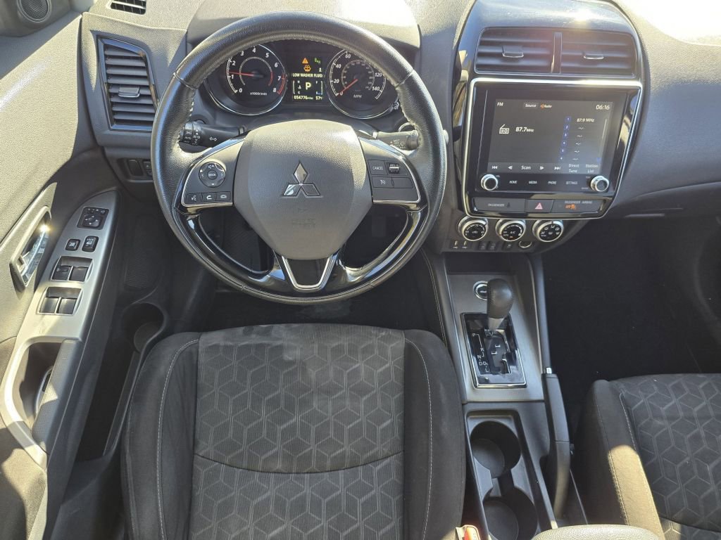 Used 2021 Mitsubishi Outlander Sport SE image 32