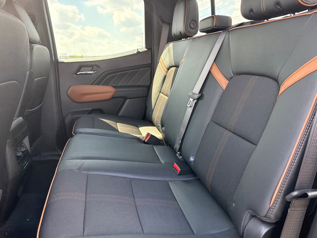 New 2026 GMC Canyon AT4 AWD/4WD image 33