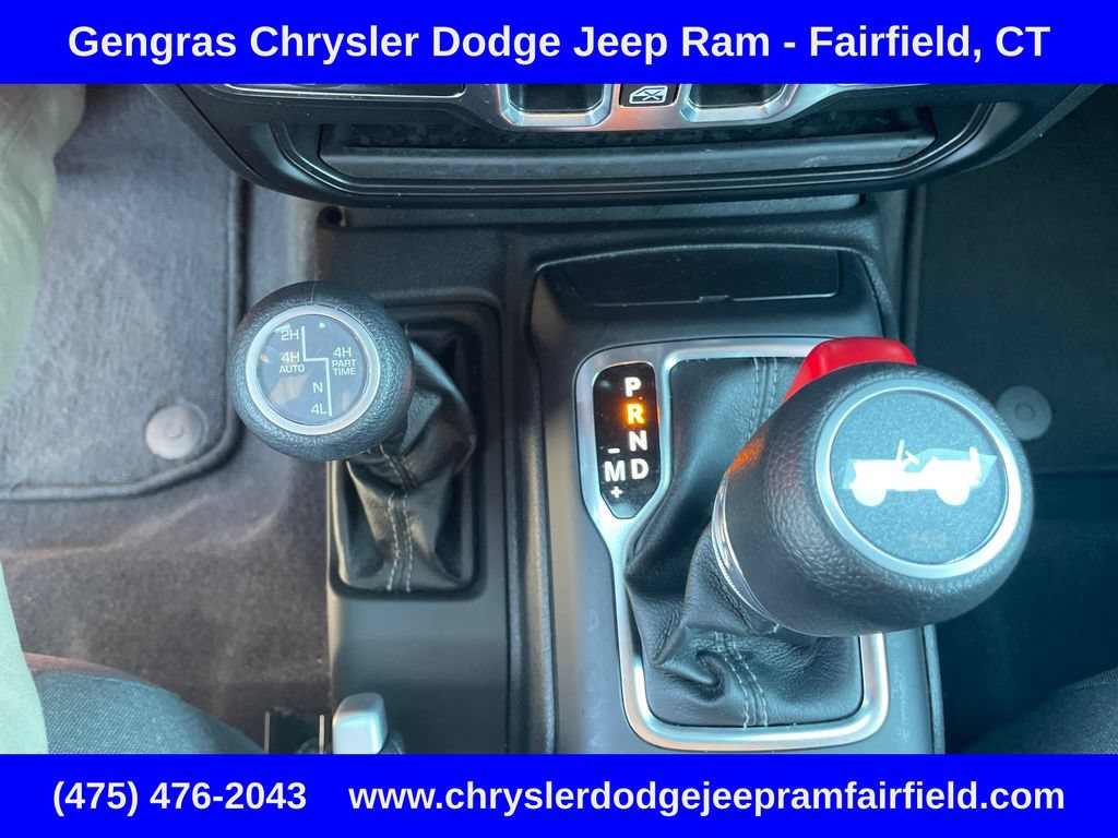 Certified 2025 Jeep Wrangler Unlimited Sahara AWD/4WD image 48