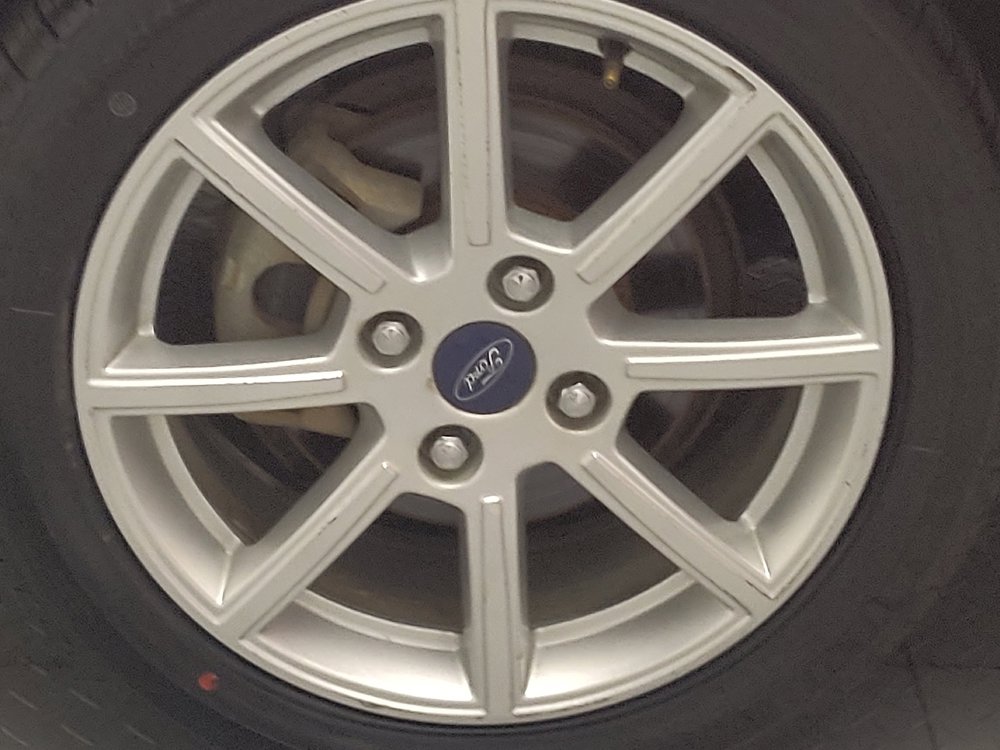 Used 2015 Ford Fiesta SE w/ Equipment Group 201A FWD image 31