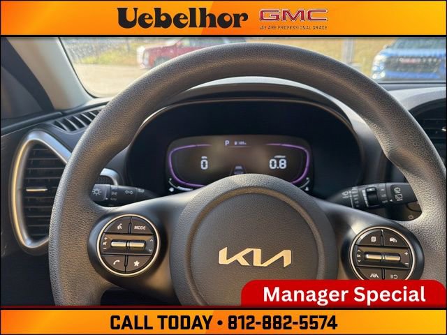Used 2024 Kia Soul LX w/ Option Group 015 image 25