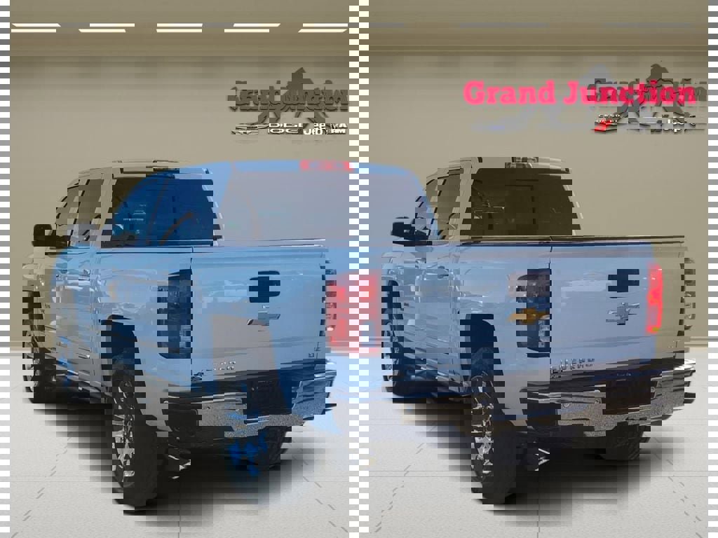 Used 2017 Chevrolet Silverado 1500 LTZ w/ Texas Edition image 4