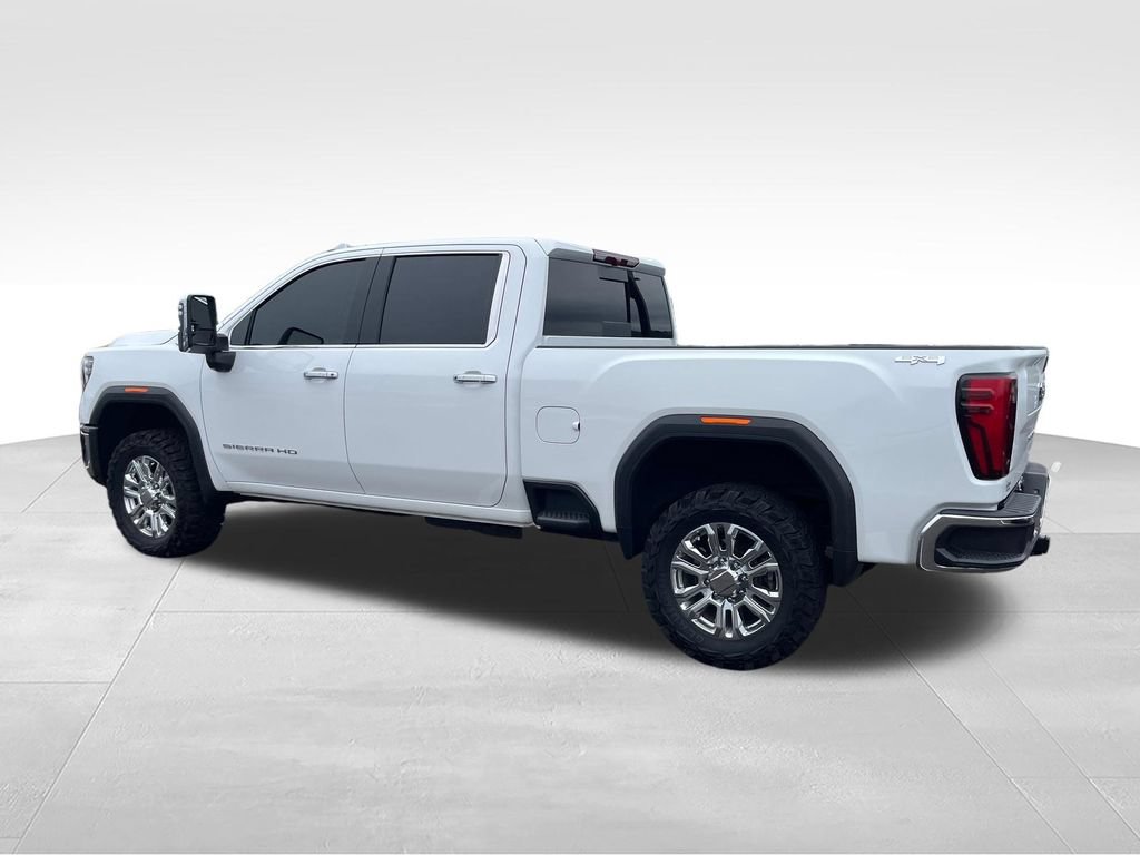 Used 2025 GMC Sierra 2500 SLT w/ SLT Convenience Package AWD/4WD image 3