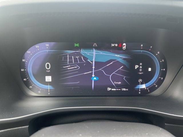 Certified 2025 Volvo XC40 B5 Plus AWD/4WD image 20