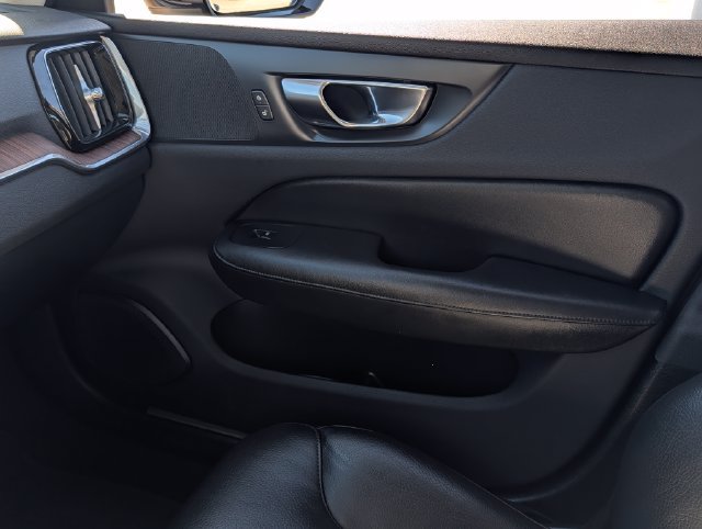 Used 2024 Volvo S60 B5 Plus FWD image 24