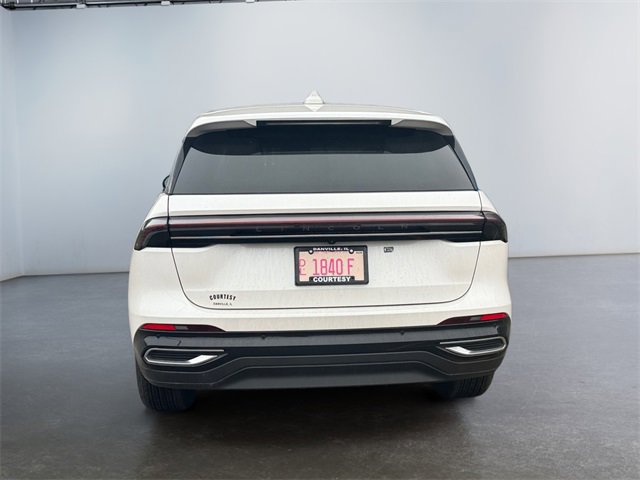 Used 2024 Lincoln Nautilus Premier image 4