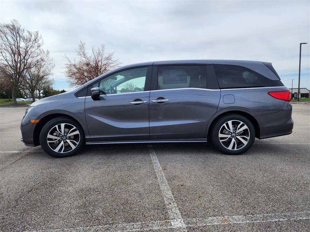 Used 2024 Honda Odyssey Touring image 13