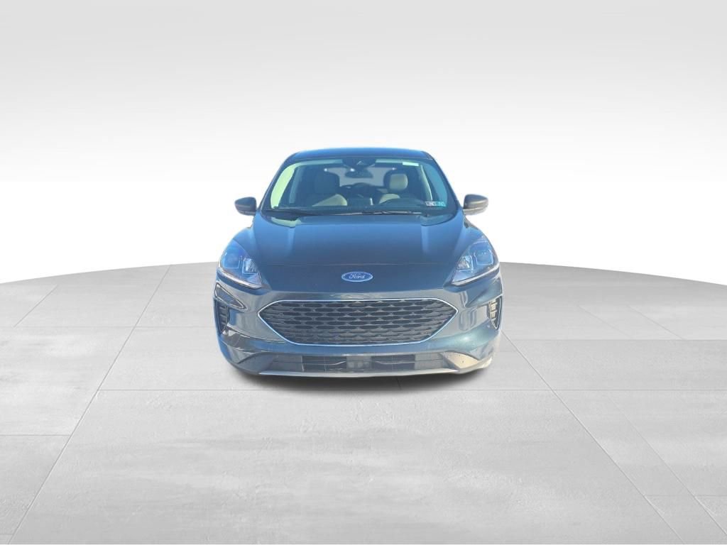 Certified 2022 Ford Escape SE w/ Cold Weather Package image 2