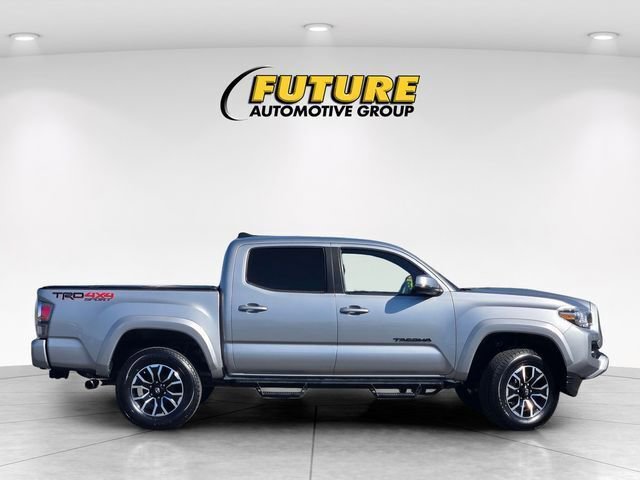Certified 2020 Toyota Tacoma TRD Sport w/ Technology Package image 4