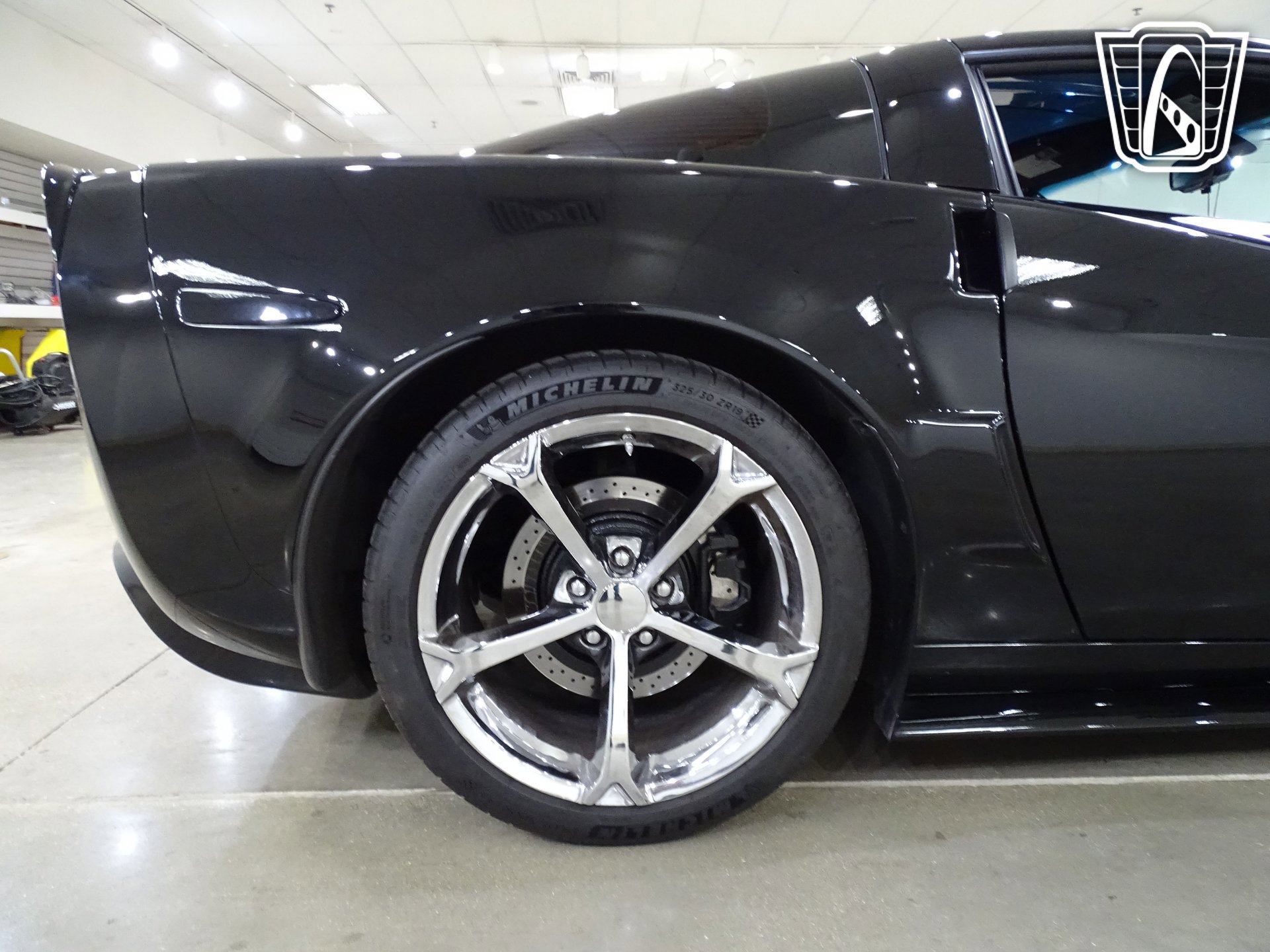 Used 2006 Chevrolet Corvette Coupe w/ Performance Package image 36