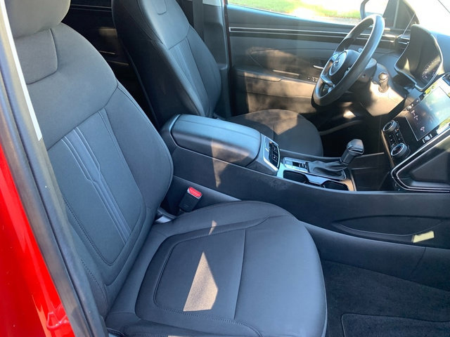 Certified 2023 Hyundai Tucson SEL AWD/4WD image 10