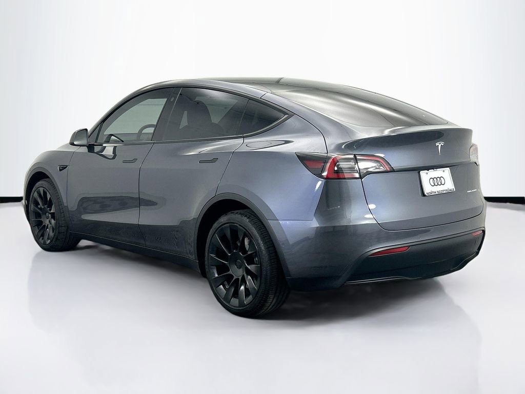 Used 2022 Tesla Model Y Long Range image 7