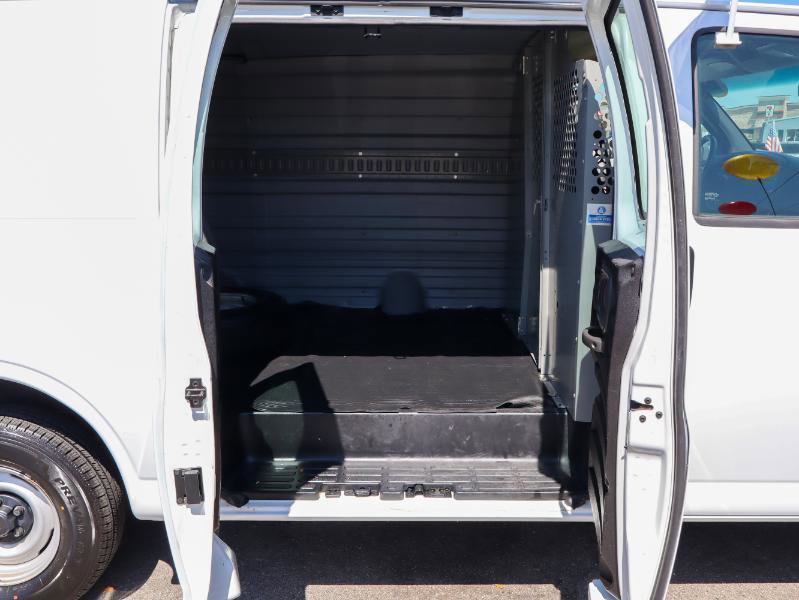 Used 2002 Chevrolet Express 1500 1500 135 WB RWD image 7