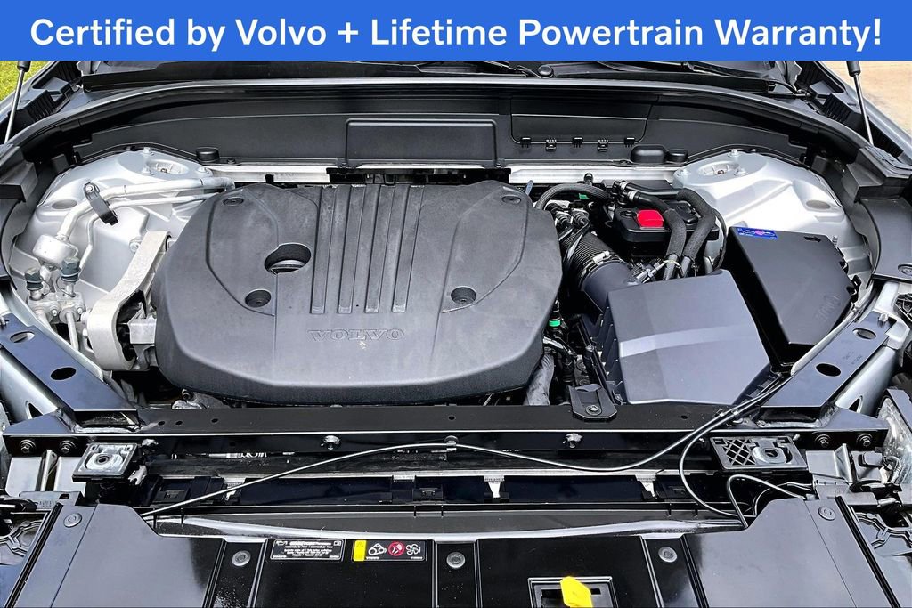 Certified 2023 Volvo XC60 B5 Ultimate w/ Protection Package Premier AWD/4WD image 13