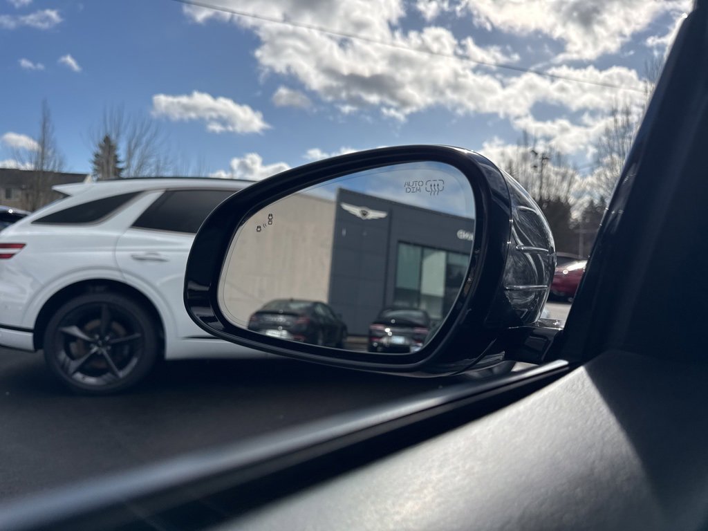 Used 2019 Genesis G70 2.0T Advanced w/ Elite Package image 38