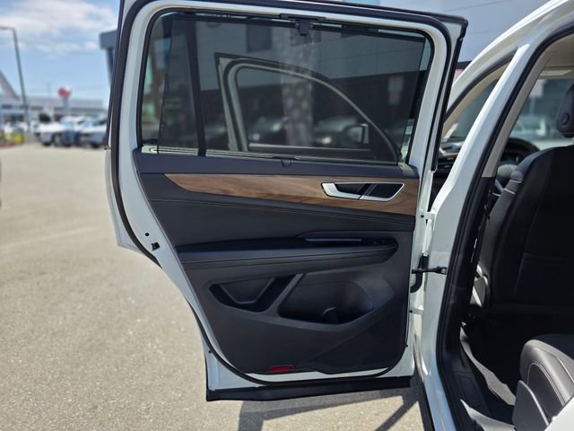 Used 2024 Volkswagen Atlas SE FWD image 23